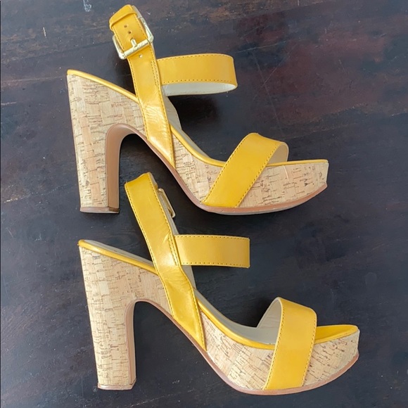 Michael Kors “Dorothy” leather platform shoe - Picture 2 of 4